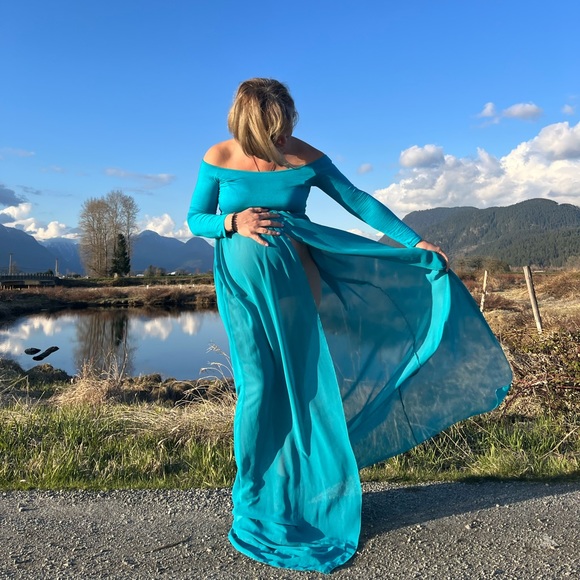 Maternity gown size M - Picture 1 of 1